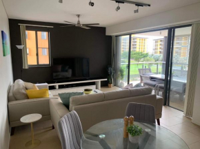 Darwin Waterfront Luxury Condo, Darwin